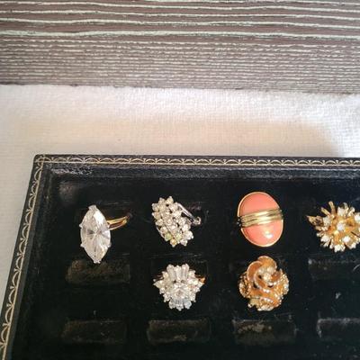 BLING RINGS