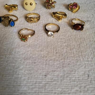 GOLD TONE RINGS