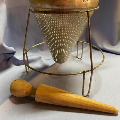 Aluminum cone colander w/ stand & pestle