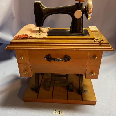 Berkeley designs sewing machine music box