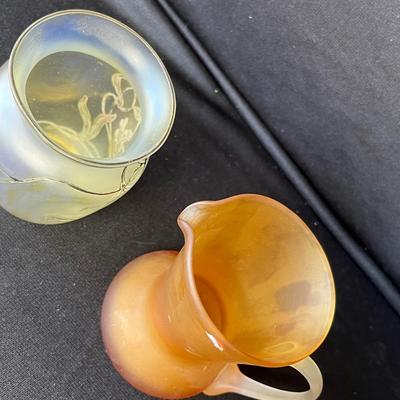 Lot 128 Art Glass items