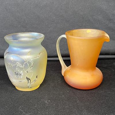 Lot 128 Art Glass items