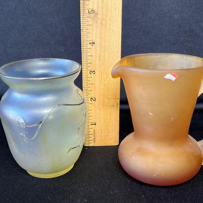 Lot 128 Art Glass items