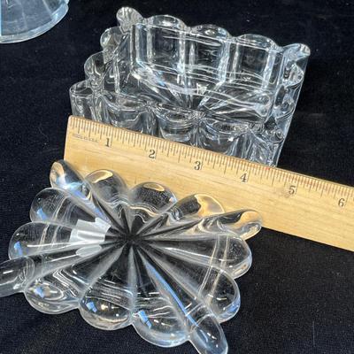 Lot 129 Heisey Crystolite