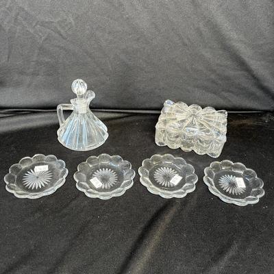 Lot 129 Heisey Crystolite