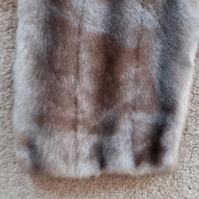 REGINA GLENARA MINK STOLE