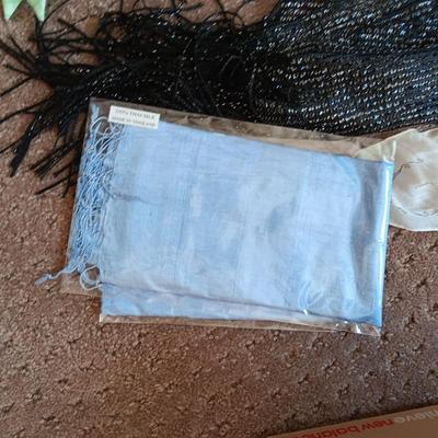 A COLLECTION OF SCARVES (1)