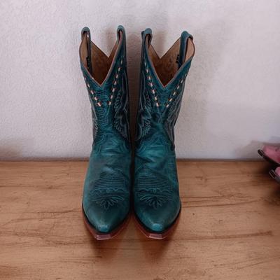 LADIES JUSTIN LEATHER WESTERN BOOTS SIZE 11