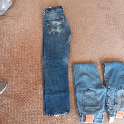 3 PAIRS OF BROKEN IN LEVI JEANS 505 SIZE 31 X 30