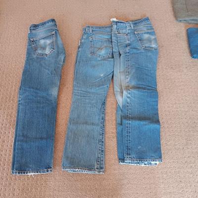 3 PAIRS OF BROKEN IN LEVI JEANS 505 SIZE 31 X 30