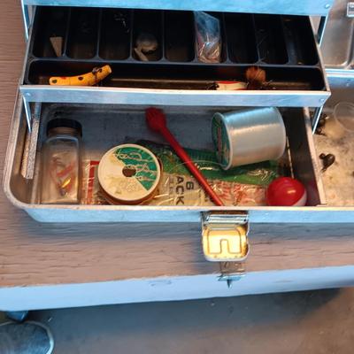 TACKLE BOX WITH SOME TACKLE