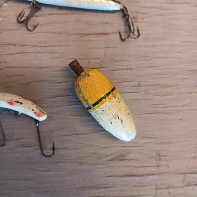 VINTAGE FISHING LURES AND WOODEN BOBBER
