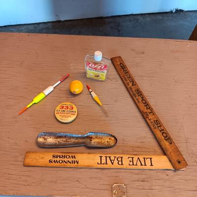 VINTAGE FISHING ITEMS
