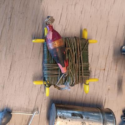 VINTAGE FISHING ITEMS