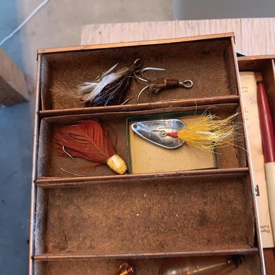 KENNEDY TACKLE BOX WITH SOME TACKLE
