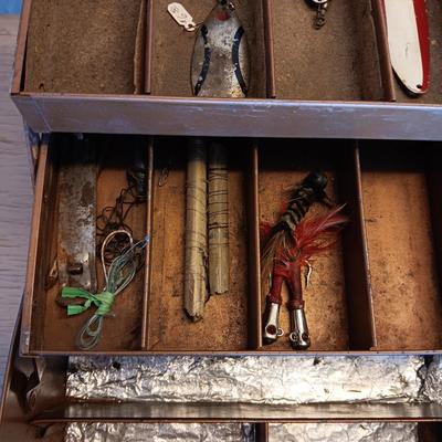 KENNEDY TACKLE BOX WITH SOME TACKLE