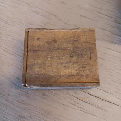 JOHNSON "THE CENTURY" 100A REEL, DOVETAILED WOODEN BOX AND CORK TACKLE
