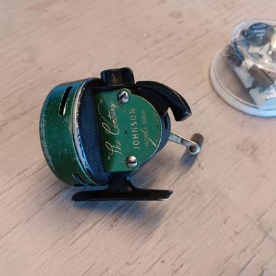 JOHNSON "THE CENTURY" 100A REEL, DOVETAILED WOODEN BOX AND CORK TACKLE