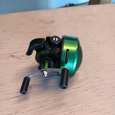 JOHNSON "THE CENTURY" 100A REEL, DOVETAILED WOODEN BOX AND CORK TACKLE