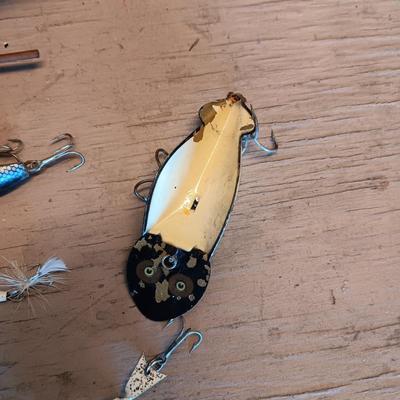 VINTAGE FISHING TACKLE