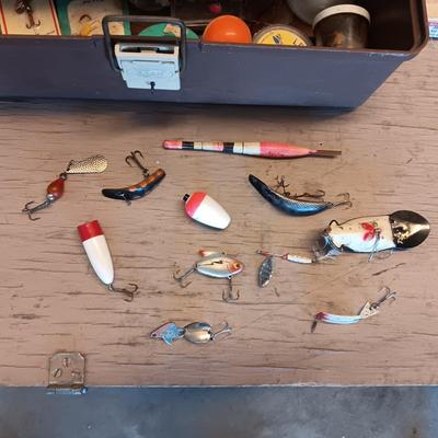 VINTAGE FISHING TACKLE