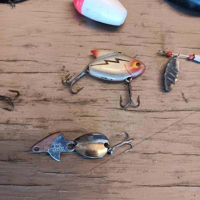 VINTAGE FISHING TACKLE