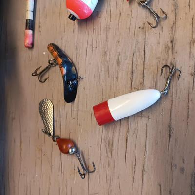 VINTAGE FISHING TACKLE