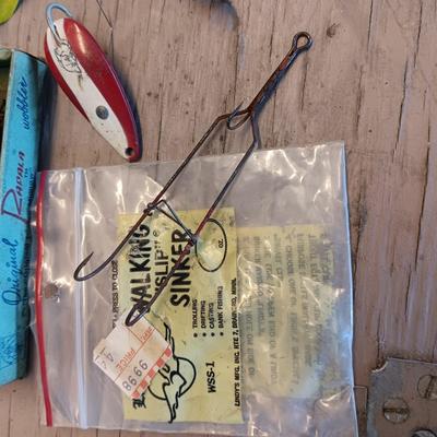 VARIETY OF FISHING LURES