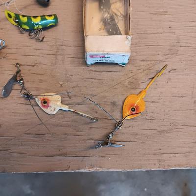 VARIETY OF FISHING LURES