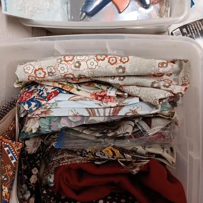 TOTE FULL OF EARTH TONE SEWING MATERIAL
