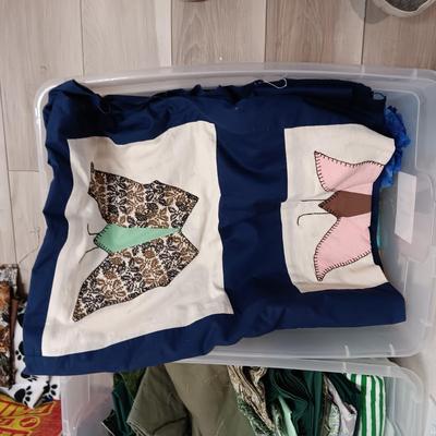 AN ASSORTMENT OF SEWING MATERIAL