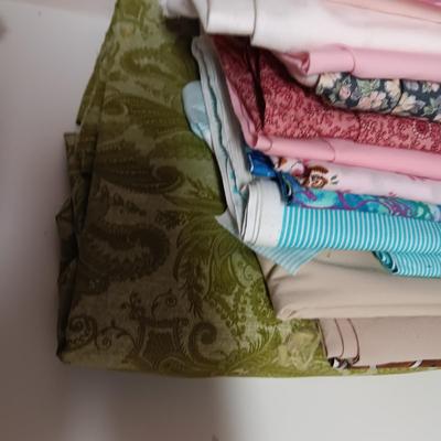 VARIETY OF SEWING MATERIAL