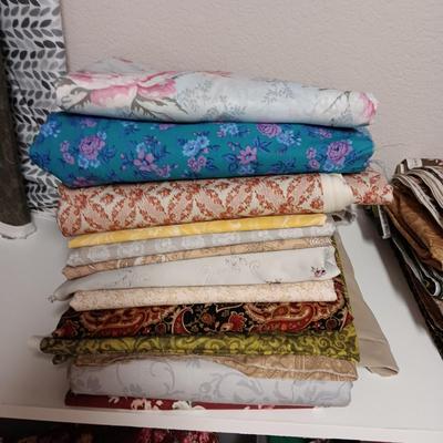 AN ASSORTMENT OF SEWING MATERIAL