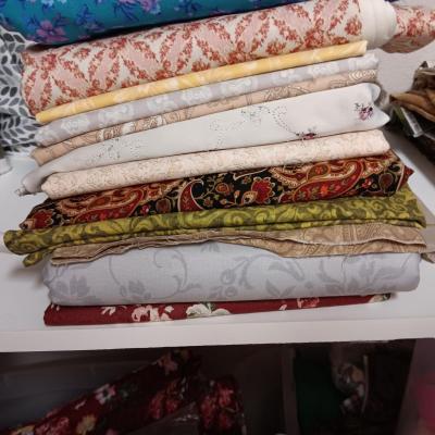 AN ASSORTMENT OF SEWING MATERIAL