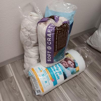 CRAFTING POLY-FIL