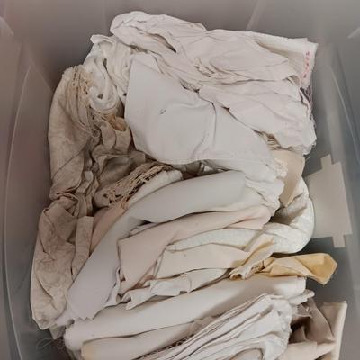 WHITE TONE SEWING MATERIAL