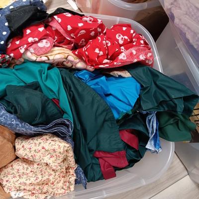 VARIETY OF SEWING MATERIAL