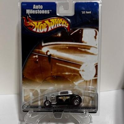 Hot Wheels Auto Milestones 32 Ford