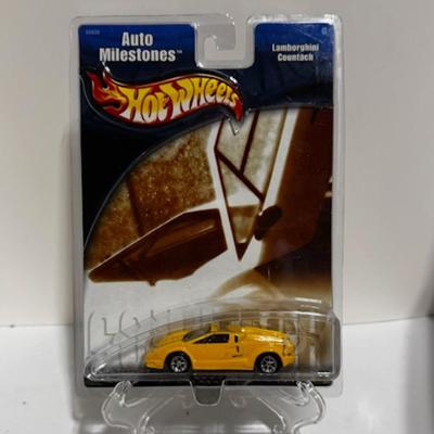 Hot Wheels Lamborghini Countach Hot Ones