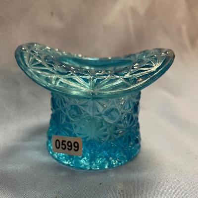 Fenton Daisy & Button Top hat
