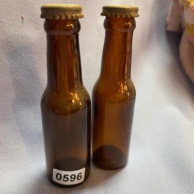 Salt & pepper shakers