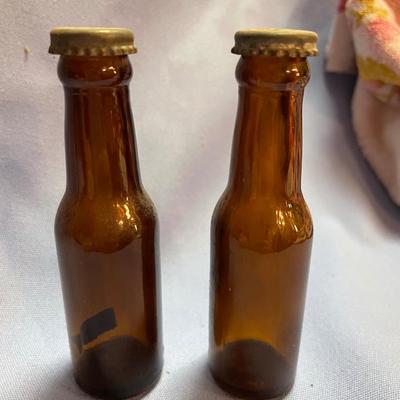 Salt & pepper shakers