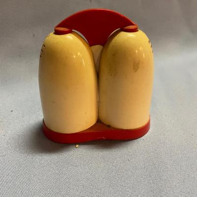 MCM pin on plastic shakers