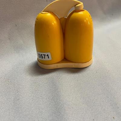 MCM pin on plastic shakers