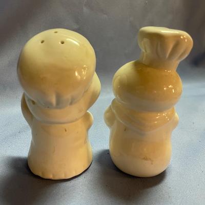 Pilsbury dough boy & girl salt & pepper shakers