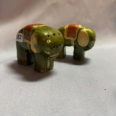 Elephant salt & pepper shakers
