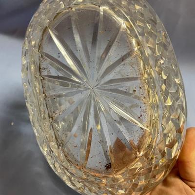 Basket-crystal-hand cut etched Violetta glass