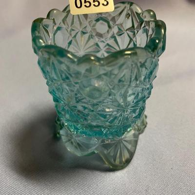 Fenton Daisy & Button toothpick holder