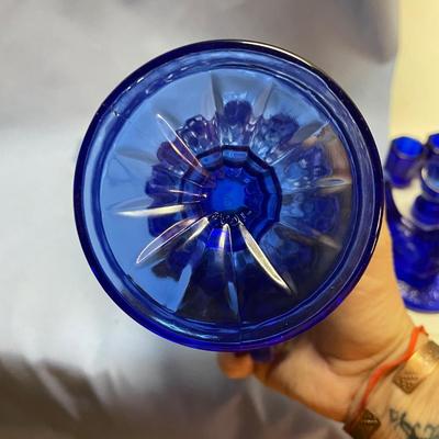 Avon Mt Vernon creamer/pitcher