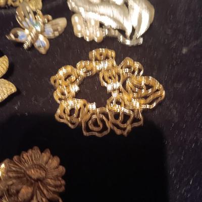 MOSTLY GOLD TONE BROOCHES WITH A JADE? BUTTERFLY